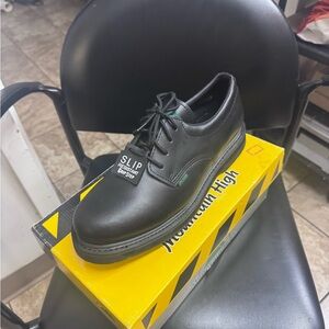 Men's Black Slip and Oil Resistant Oxfords